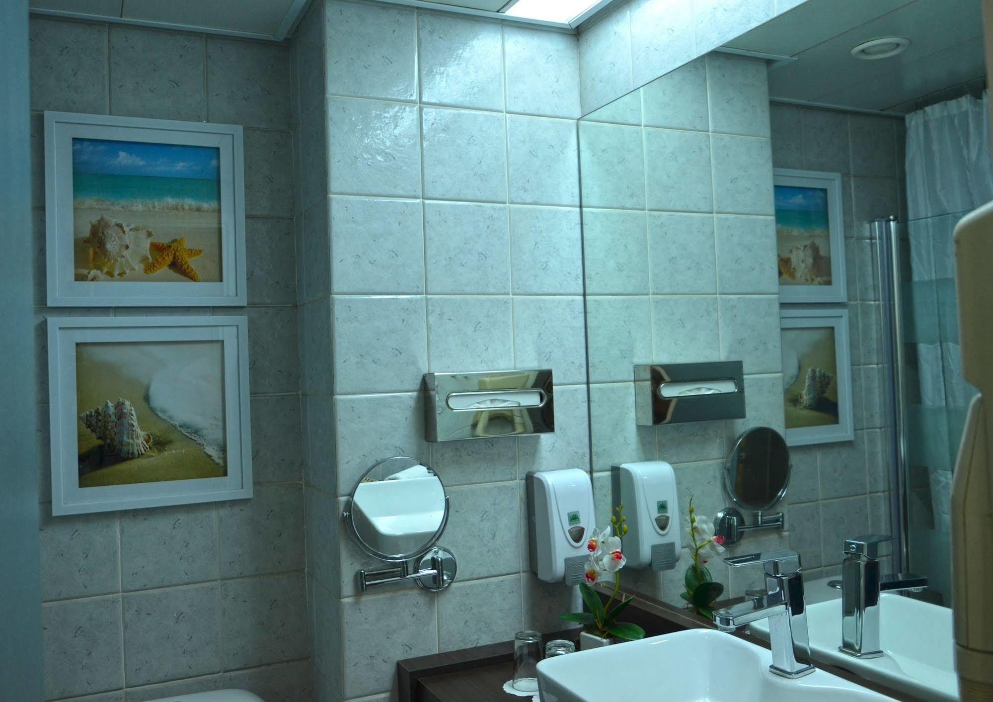 Hotel Be Unique - Drinks Included 3*